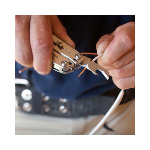 Leatherman Multiherramienta Wingman