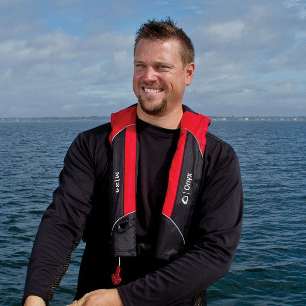 Salvavidas Onyx M-24 - Manual Inflatable Life Jacket