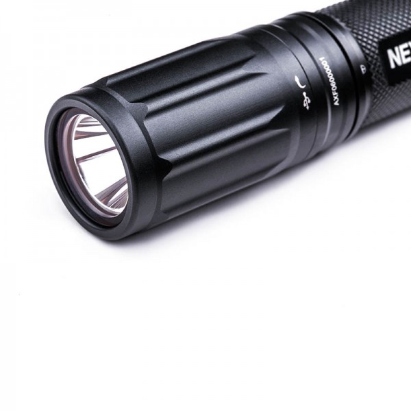 Linterna  Nextorch E51 1400 L