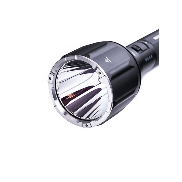 Linterna  Nextorch P82 1100M 1200 LM