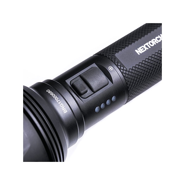 Linterna  Nextorch P82 1100M 1200 LM